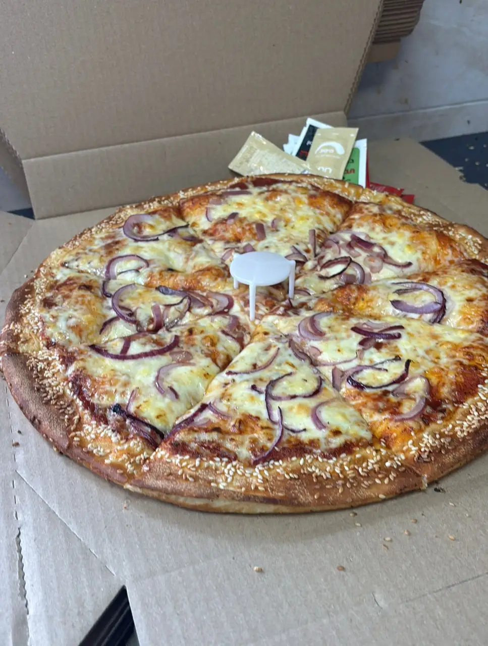 פיצה משפחתית