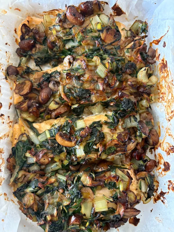 Mushroom Spinach & leek Salmon (4 pieces)