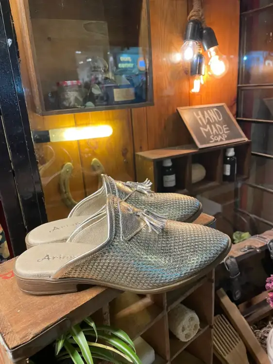 כפכף דונה עור תכשיט A280