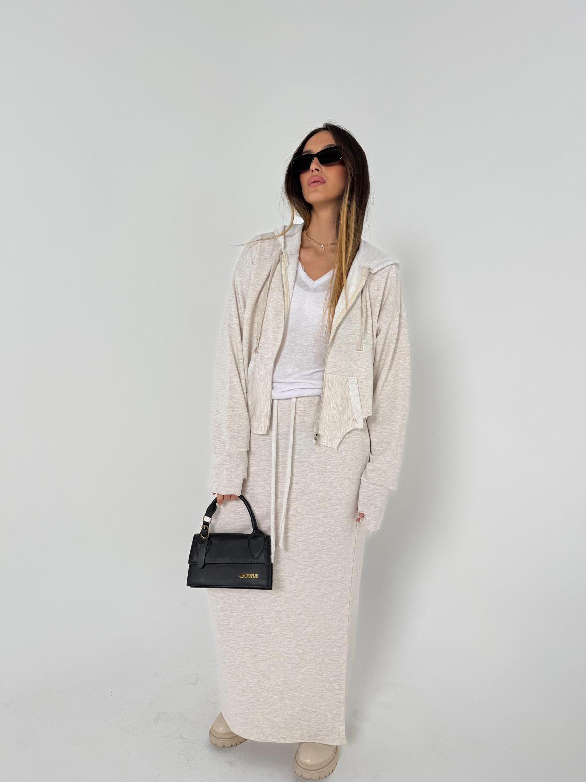 חליפת רויה אבן