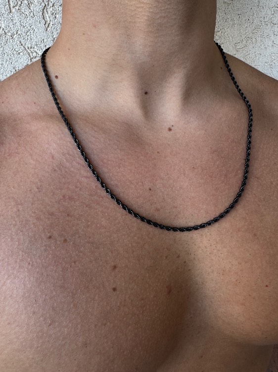 שרשרת חבל שחורה