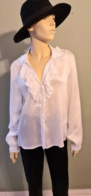 חולצת LENI לבנה