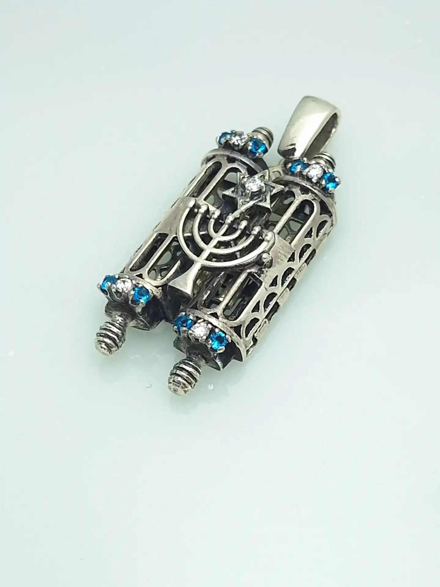 תליון קבלה ספר תורה נפתח כסף 925 עבודות יד