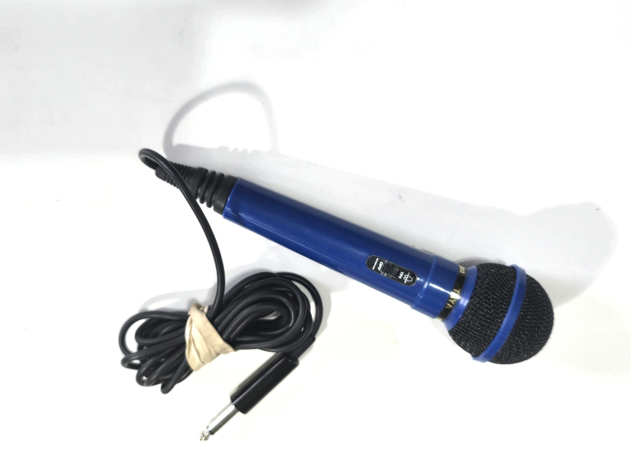 מקרופון מבית TAVA