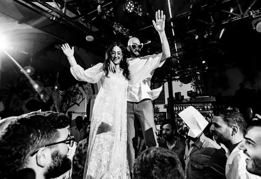 דיג׳יית בחתונות