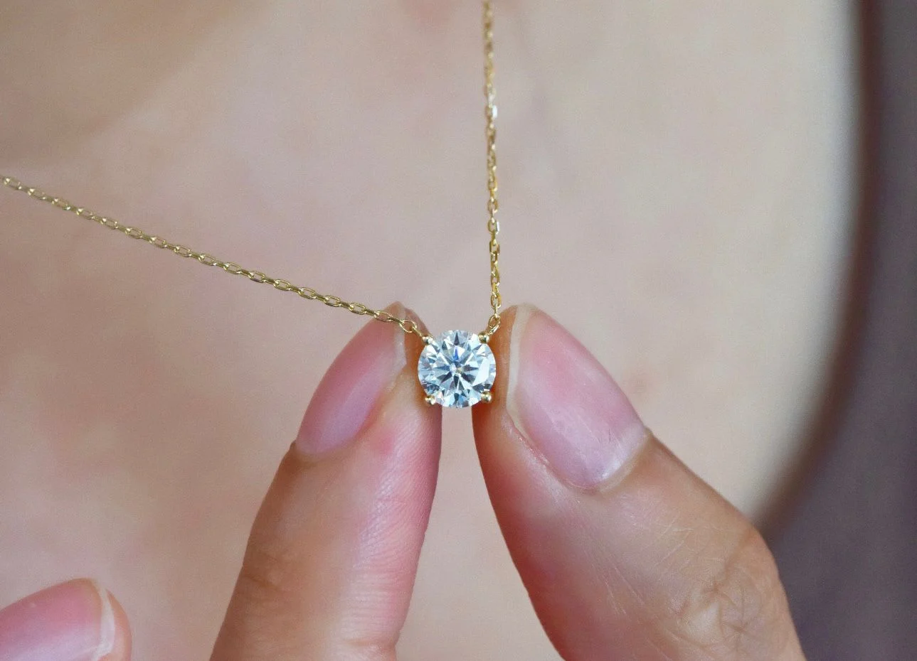 שרשרת Always goes