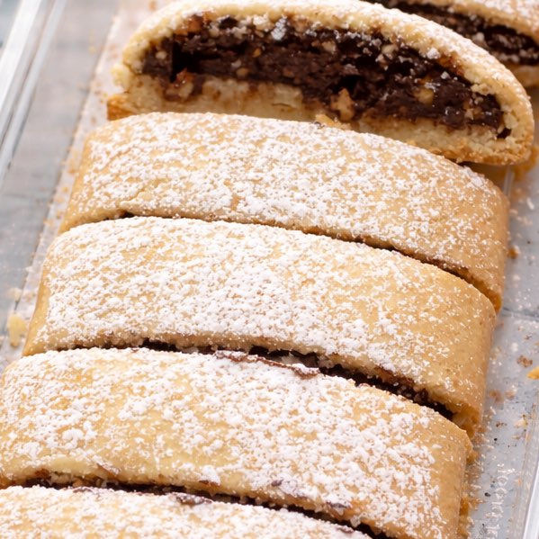 מגולגלות שוקולד ואגוזים