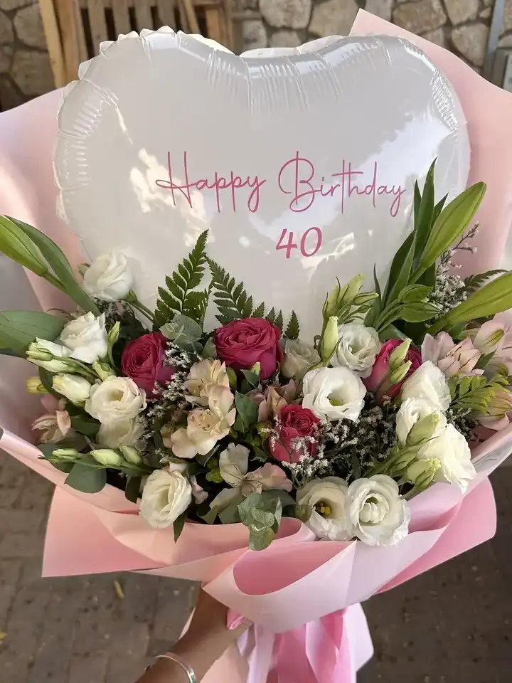 זר בלון לב לבן "40"