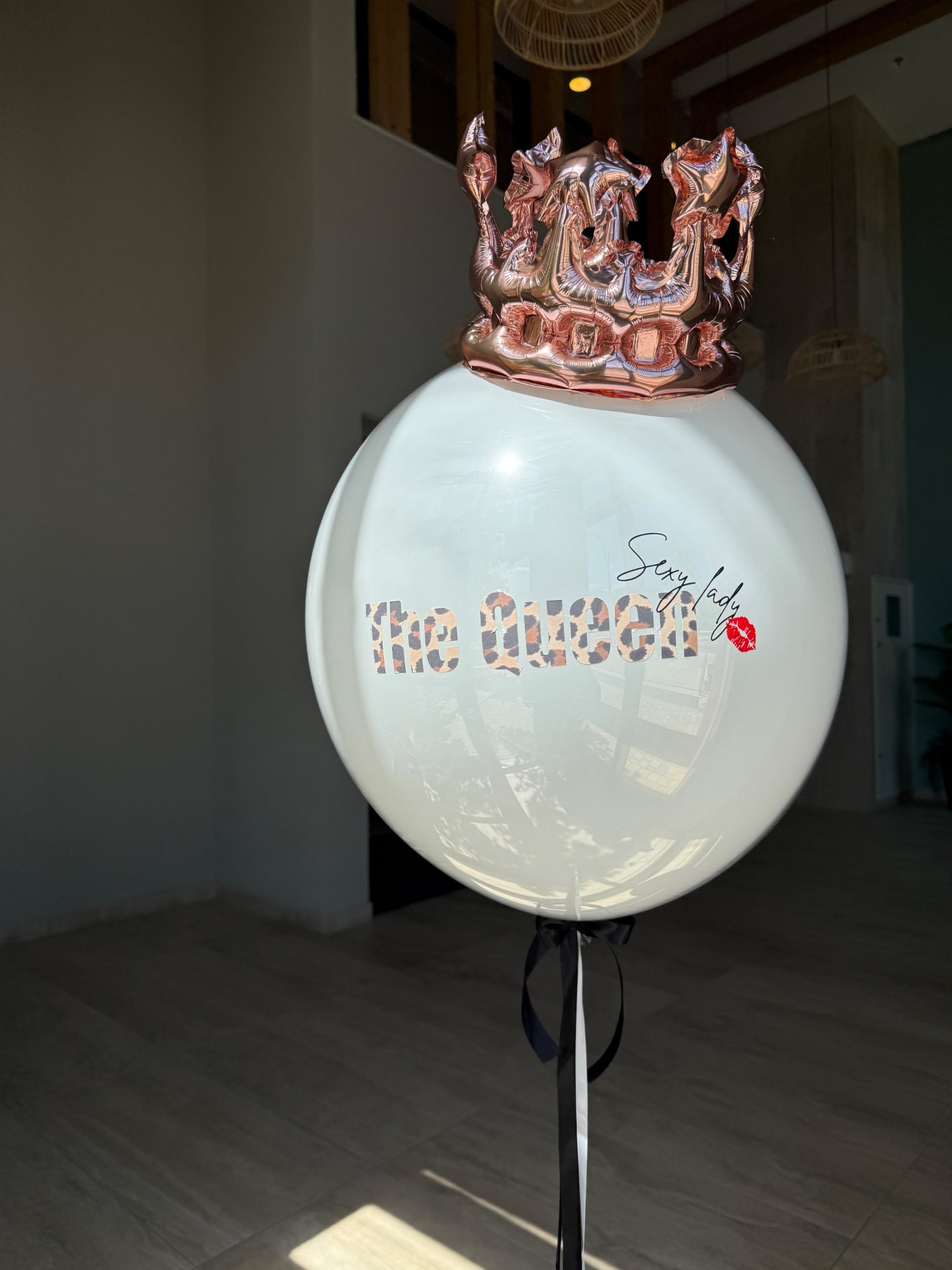 בלון טלי יוקרתי בעיצוב מלכותי לאירועים מיוחדים | VALI