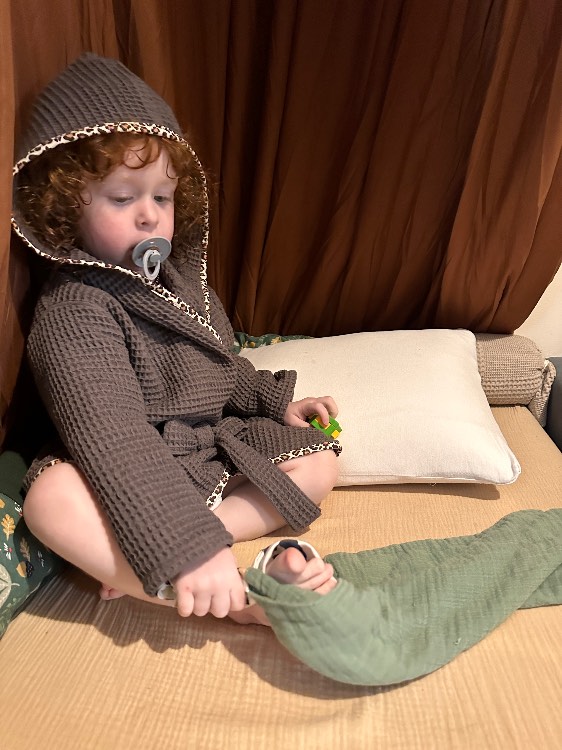 חלוק וופל מושלם לילדים - אפור