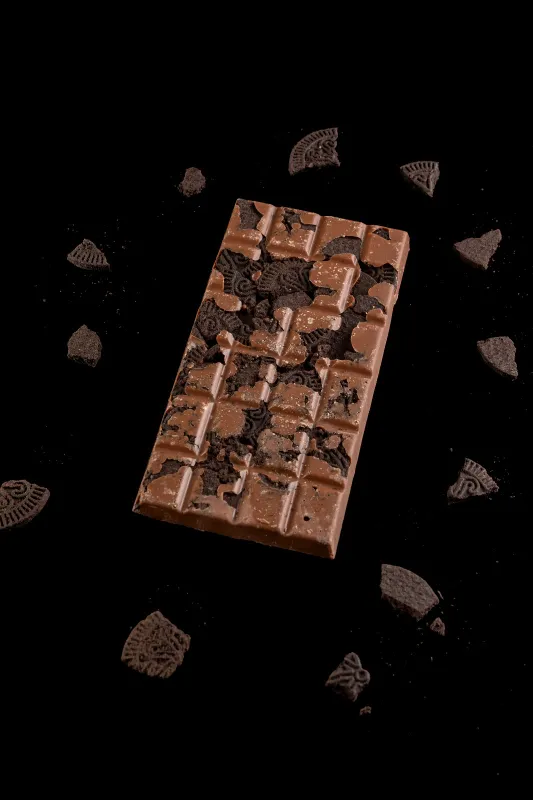 טבלאות שוקולד חלב שברי עוגיות