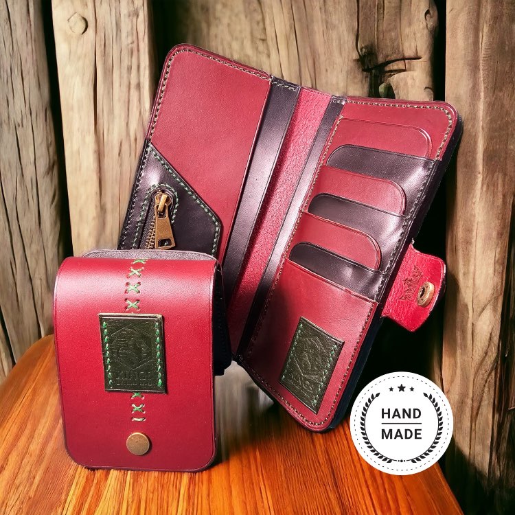 ארנק longer unisex. מיועד גם לגברים וגם לנשים. ארנק יוקרתי עם הרבה מקום למזומנים וכרטיסים.