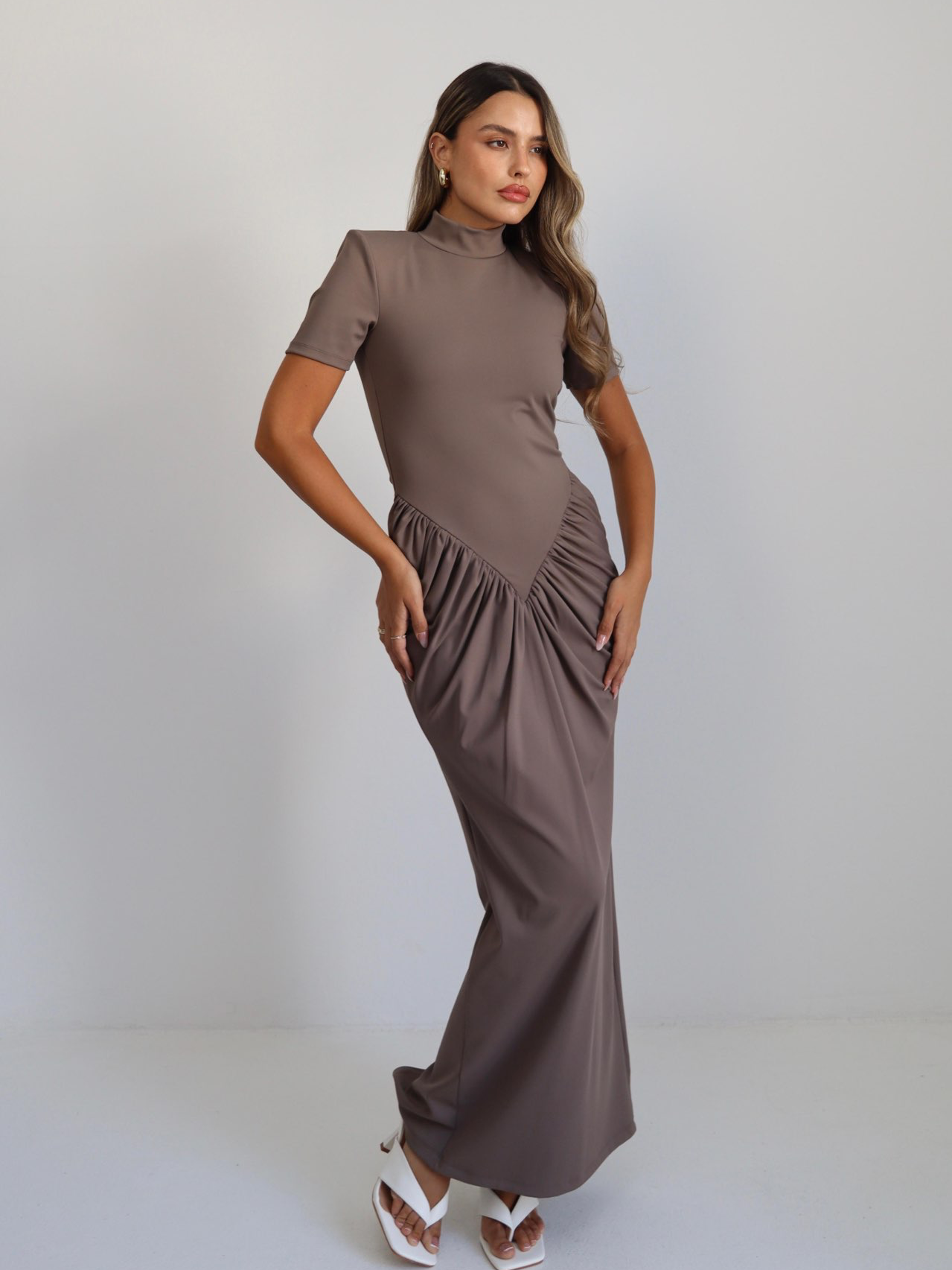 שמלת שני חום