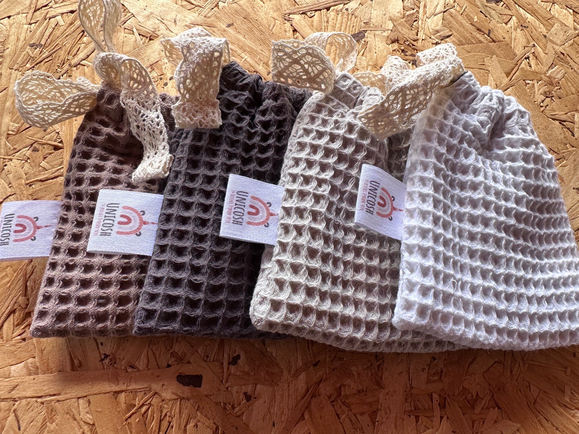 קייס מוצצים אפור בהיר / לבן