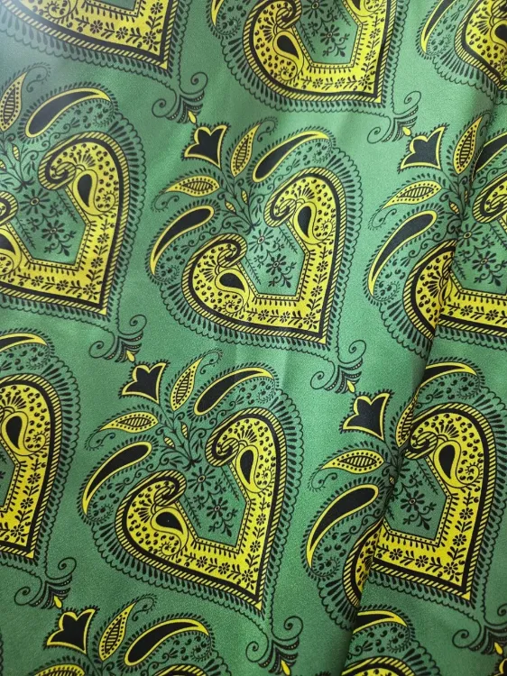 סטן לייקרה מודפס חדש