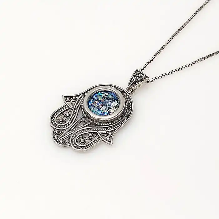 תליון חמסה כסף 925 משובץ באבן זכוכית רומית כולל שרשרת