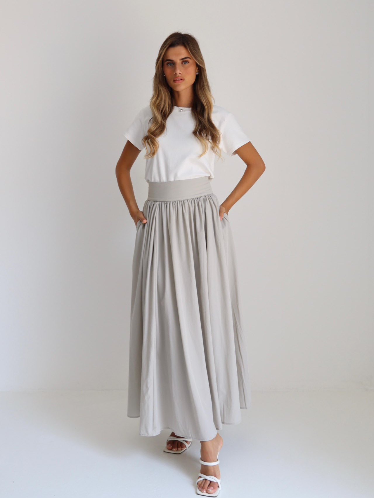 חצאית אמי אבן