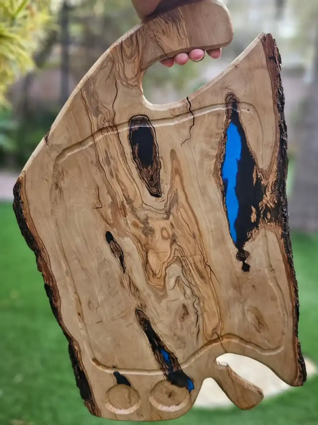 בוצ'ר עץ משולב אפוקסי גדול