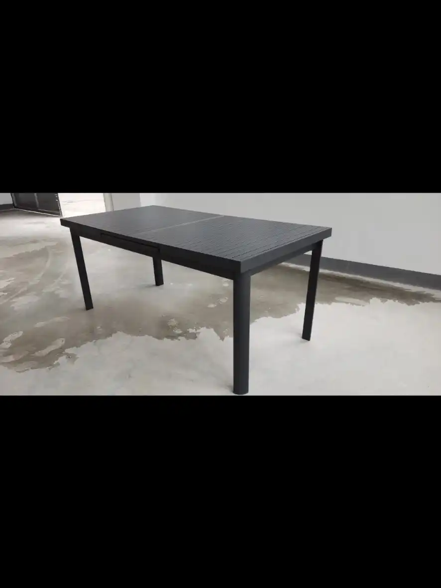 פינת אוכל "ליון" צבע אפור כהה