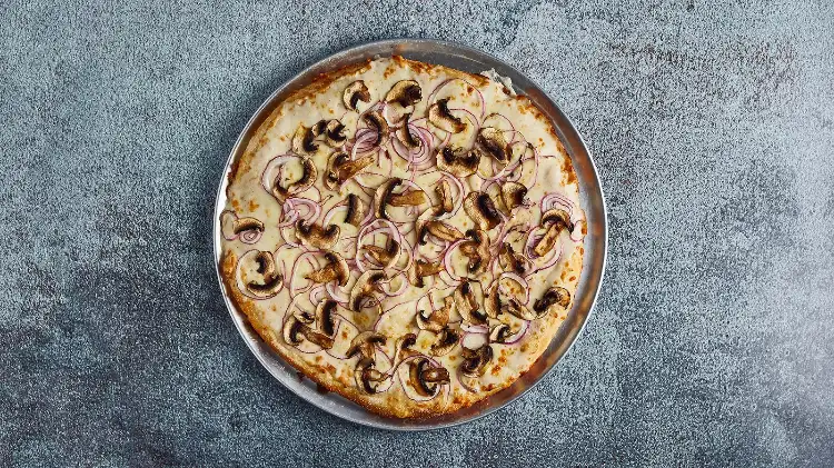 פיצה אלפרדו משפחתית