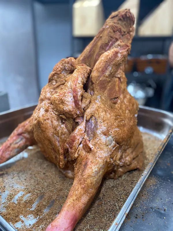 מקדוני טלה – טעמים יוקרתיים שמתעלים על הציפיות