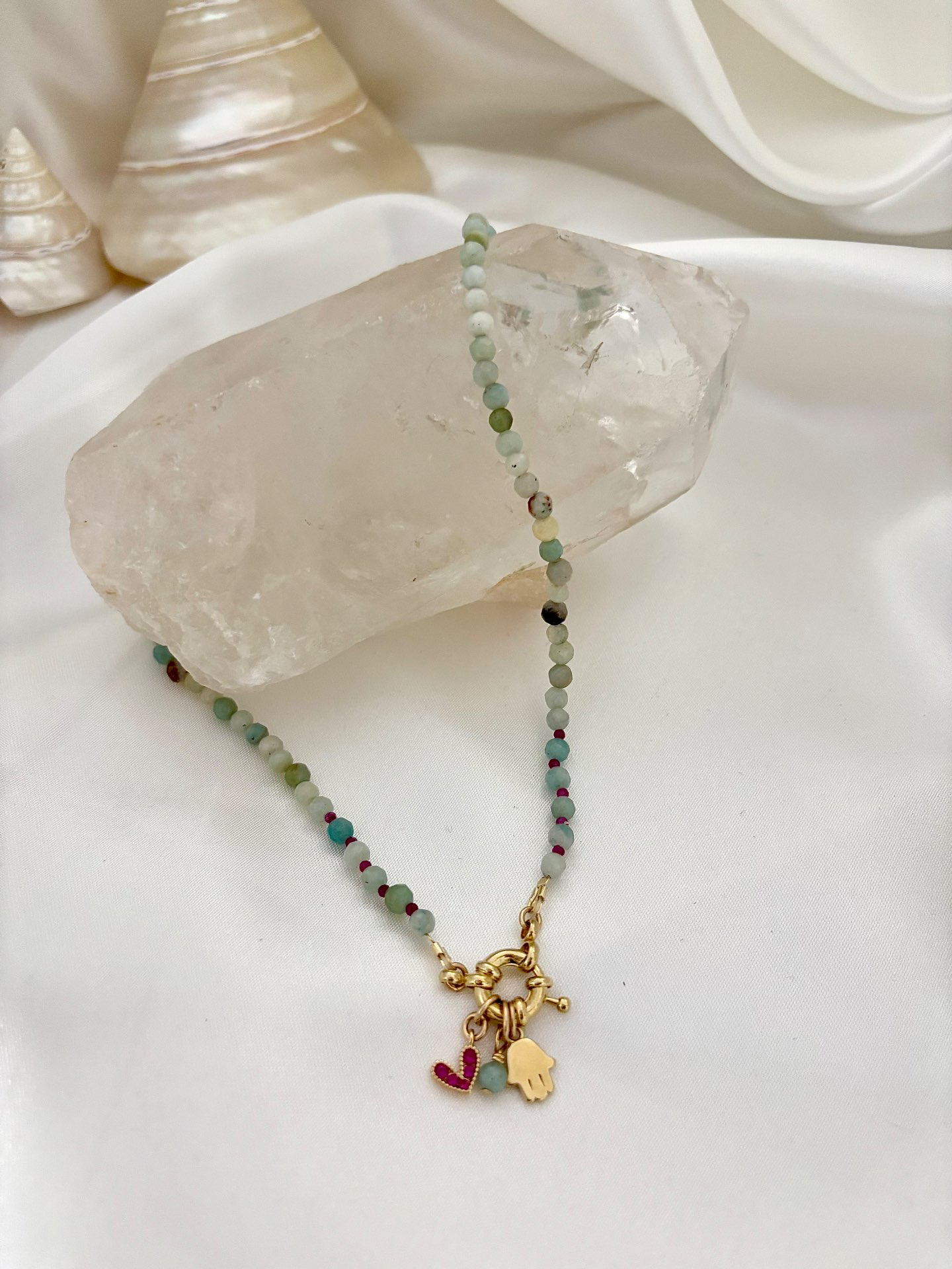 שרשרת אמזונייט עם רובי בהתאמה אישית | מאושרת