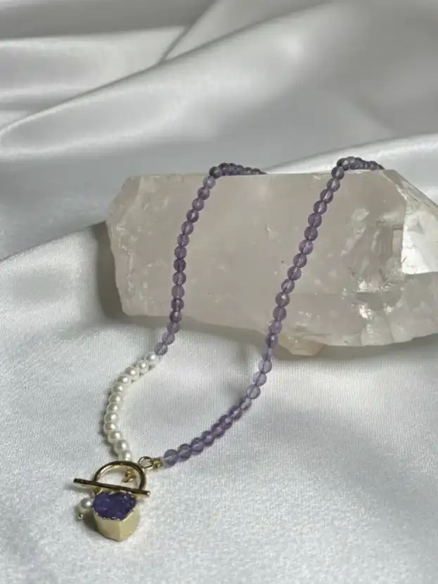 שרשרת אמטיסט עם פנינים בהתאמה אישית | מאושרת