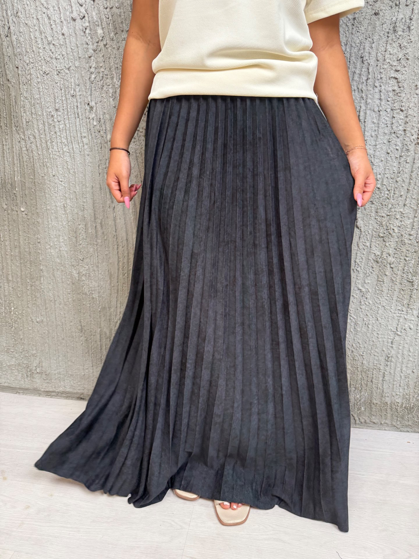  פליסה לין שחור טאי דאי