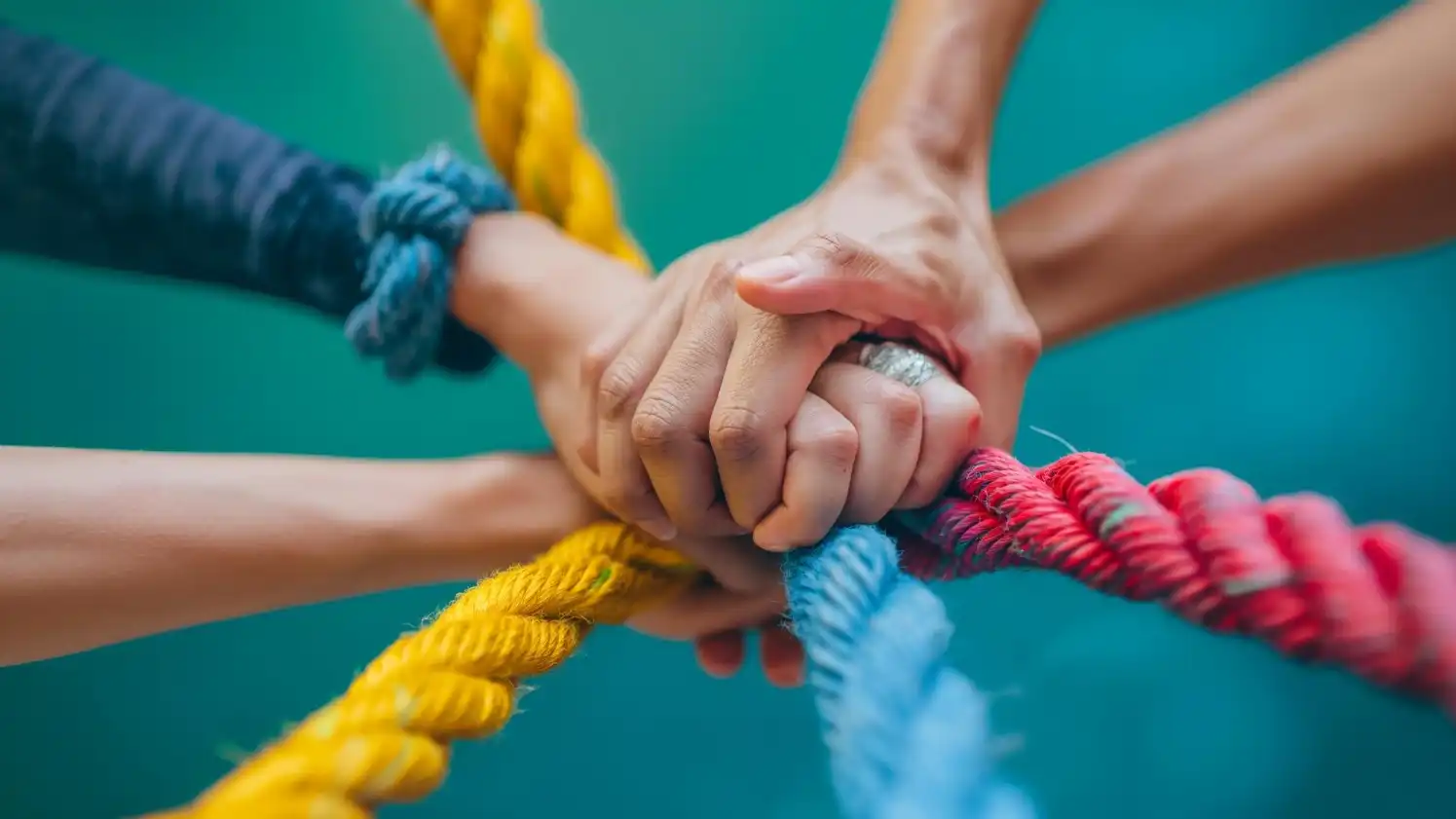 ערב חברה מצחיק, מקפיץ ומגבש | מצב כפית