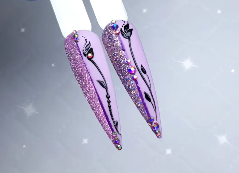 קישוט בגווני סגלגל בשילוב גליטר