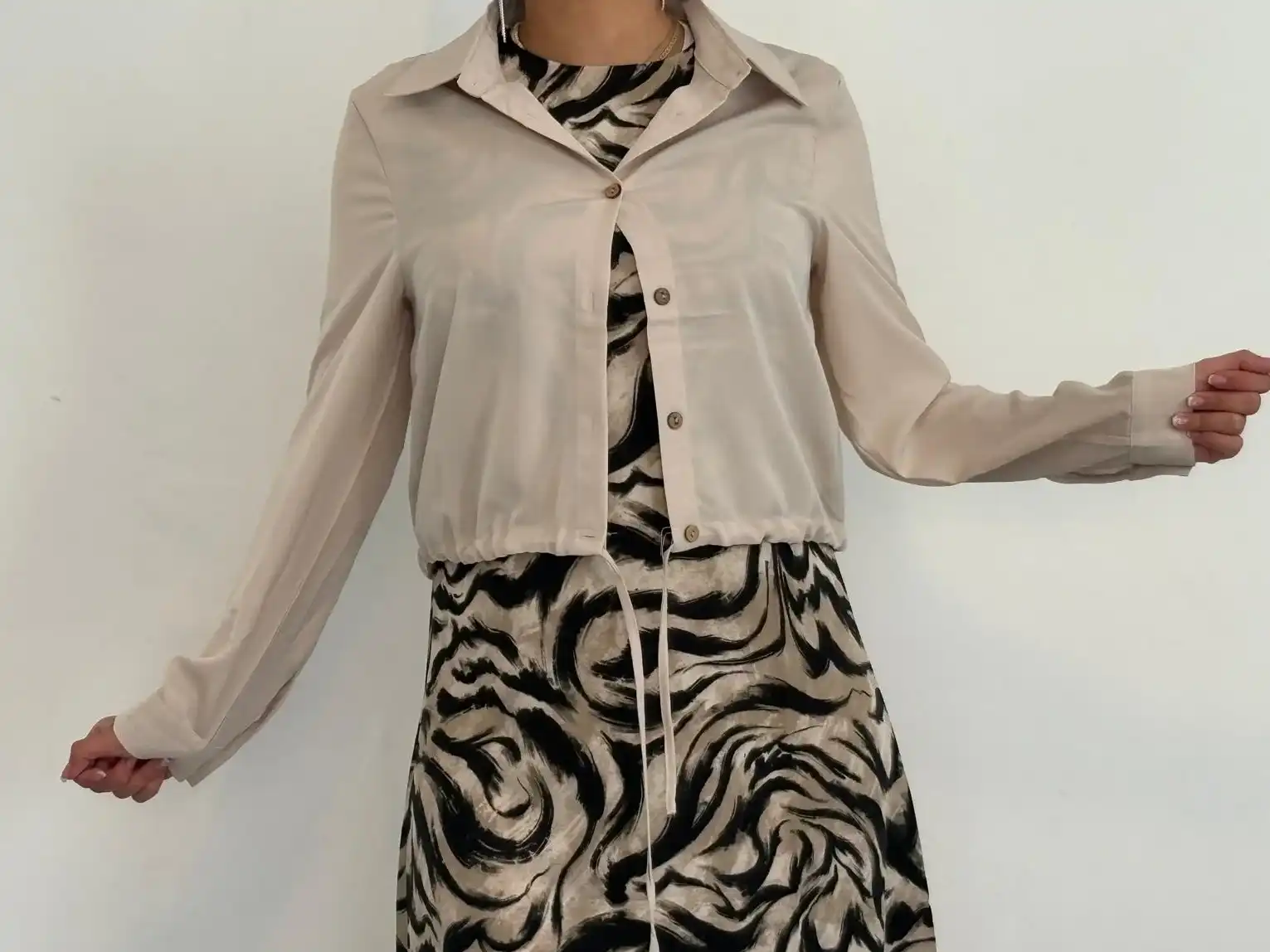 חולצת קשירה צבע בננה