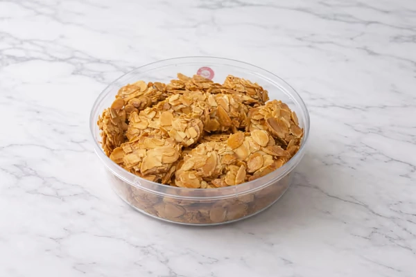 ‫ מארז עוגיות שקדים