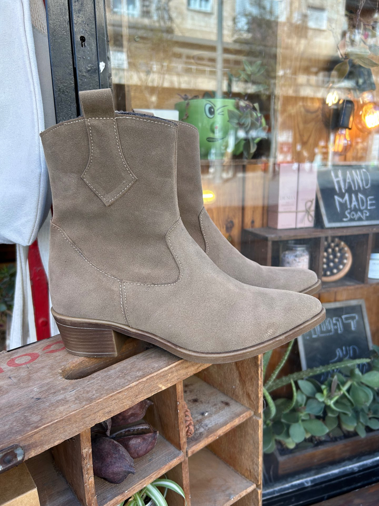 מגף שפיץ בז'/חאקי