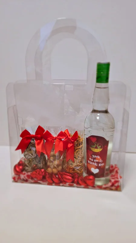 מארז וודקה ופיצוחים