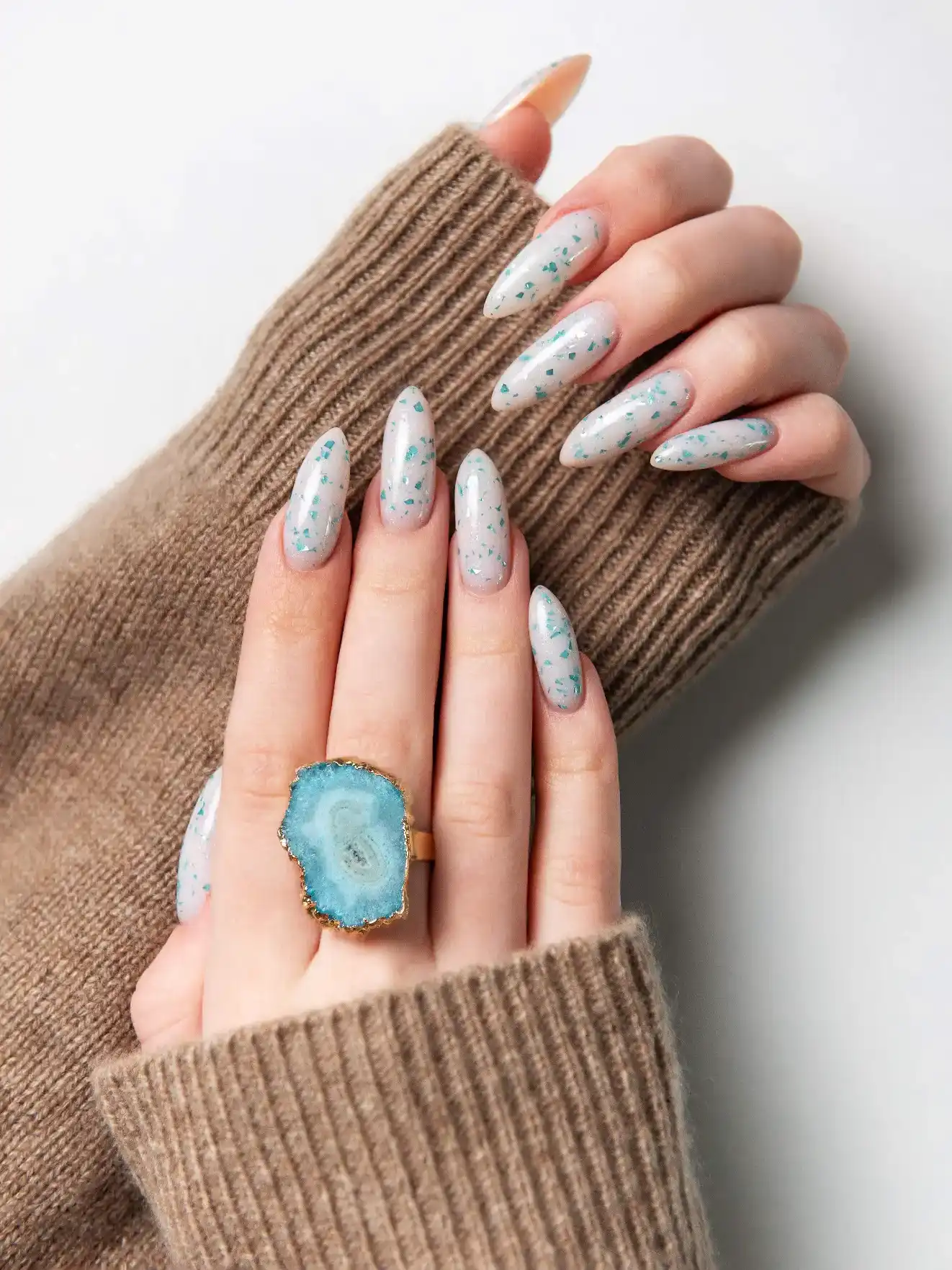 הדבקת ציפורניים בבאר שבע | Yarit Seror Nails