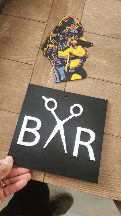 לוגו מותאם לעסק