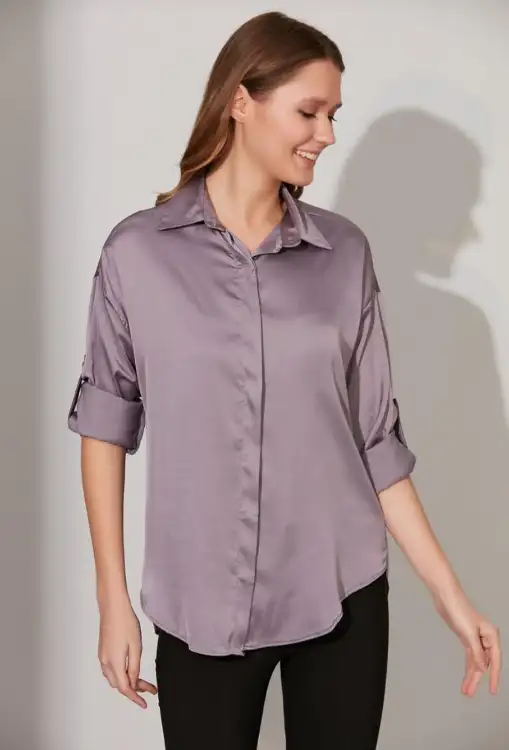 חולצת NIKKI סאטן סגול