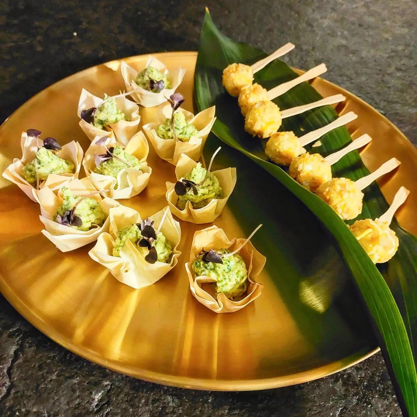 מגשי אירוח טבעוניים מעוצבים