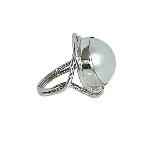 טבעת כסף 925 עבודת יד עם אבן פנינה