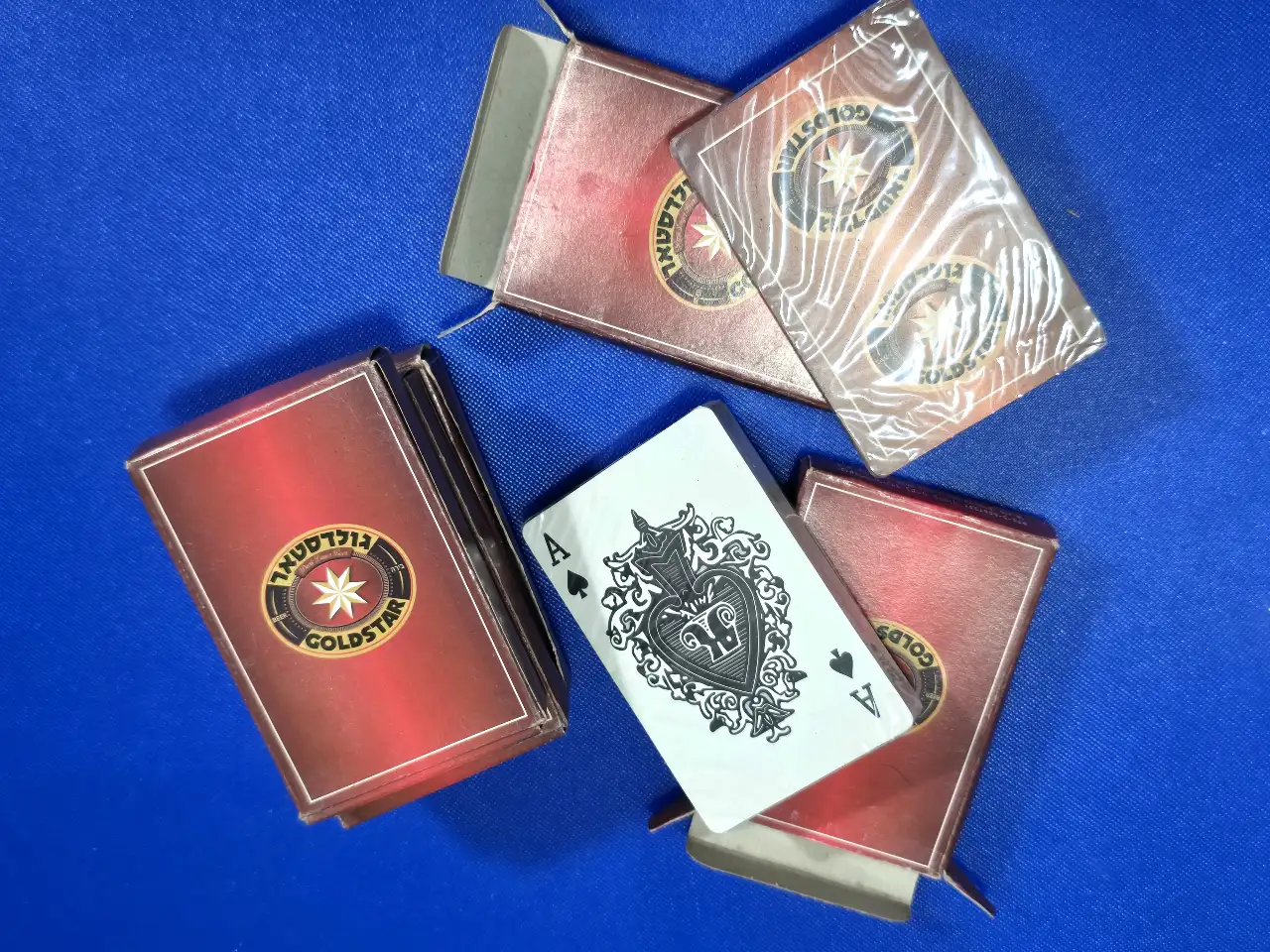 חמש חפיסות קלפים פרסומת לגולדסטאר החבילות חדשות סגורות בניילון לא היו בשימוש