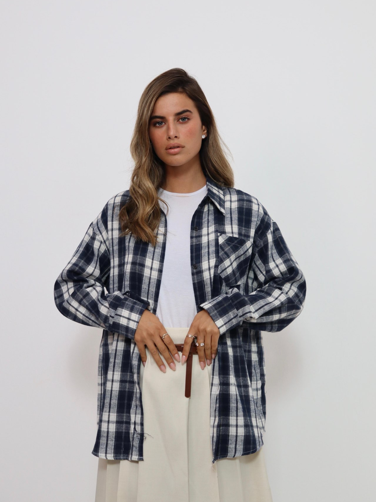 מכופתרת משבצות כחול