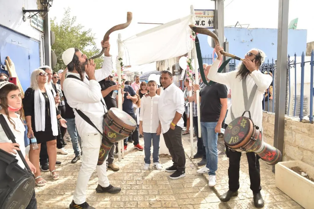 כניסות לחופה מלאות רגש