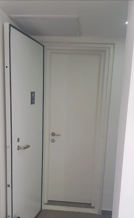 דלת פנים ממד