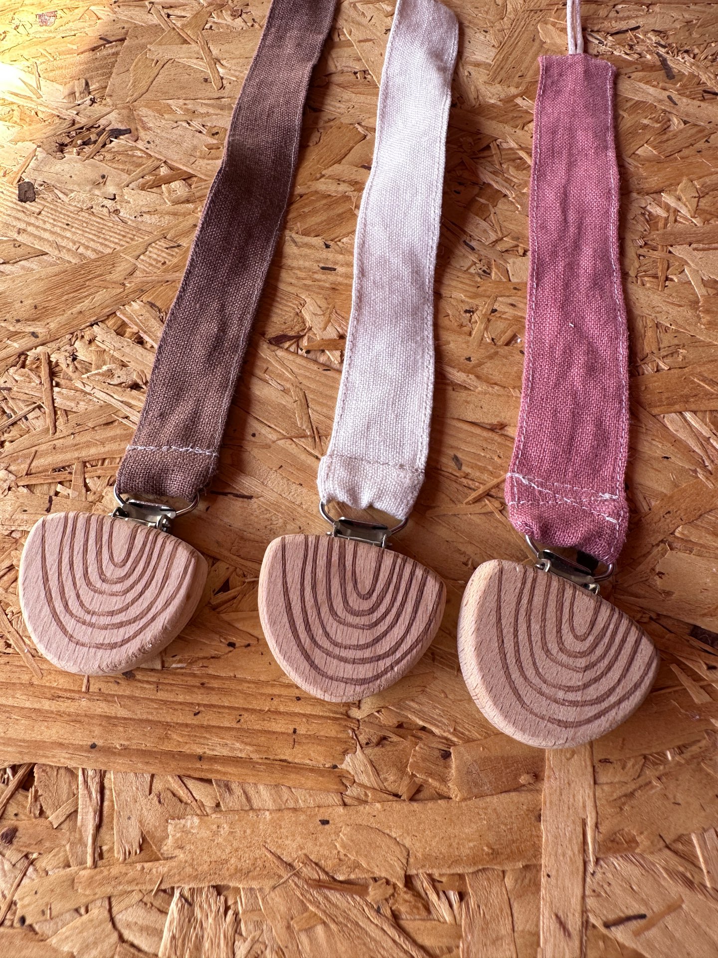 מחזיק מוצץ מבד פשתן טבעי