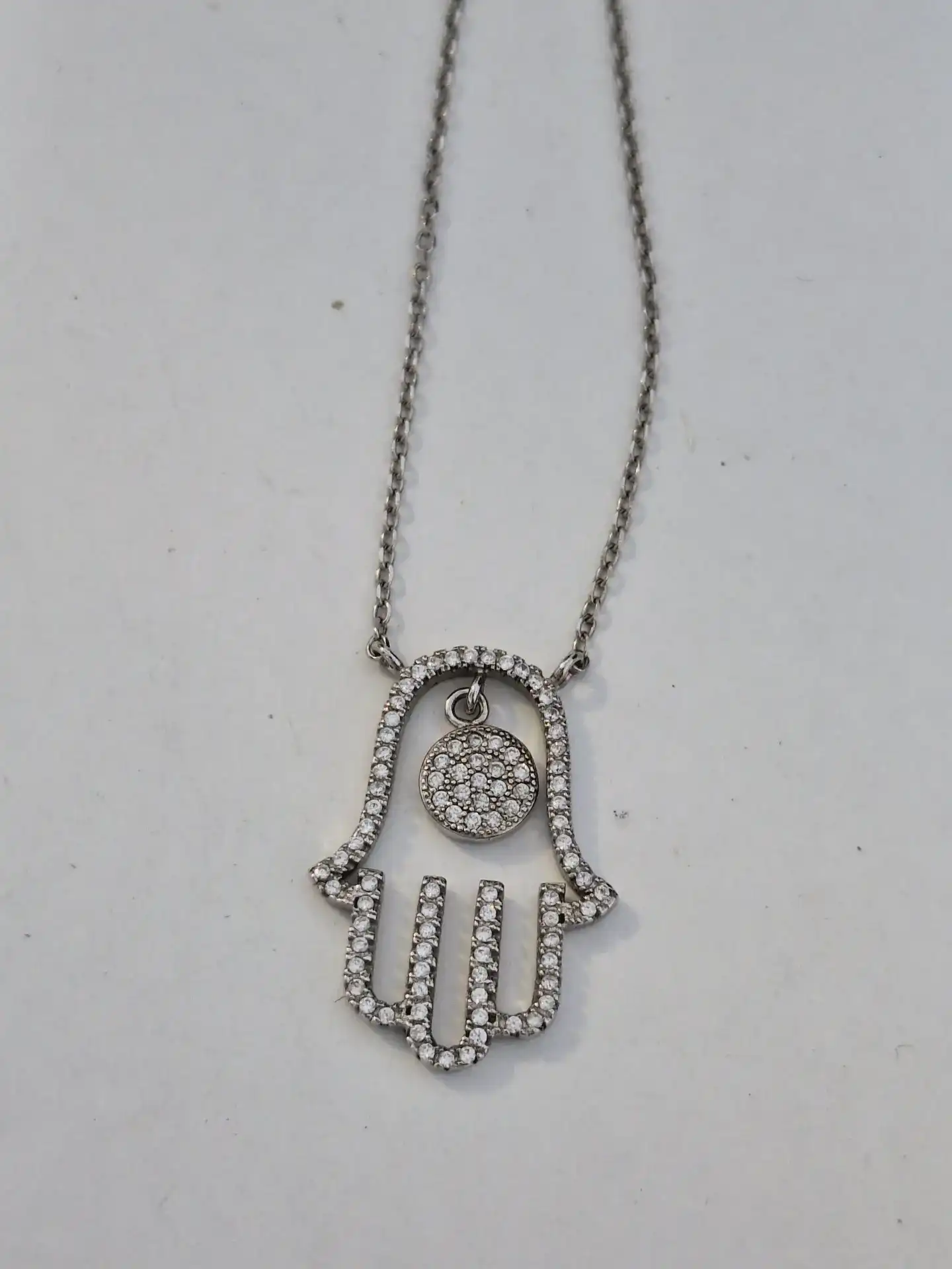 תליון חמסה משובצת בזרקונים כסף 925 כולל שרשרת