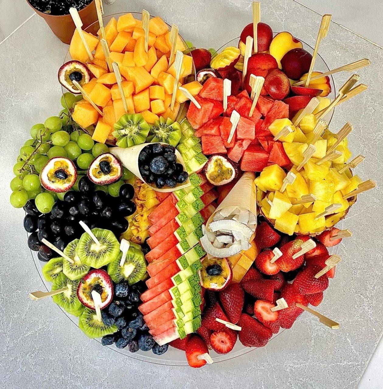 מגש פירות XXL