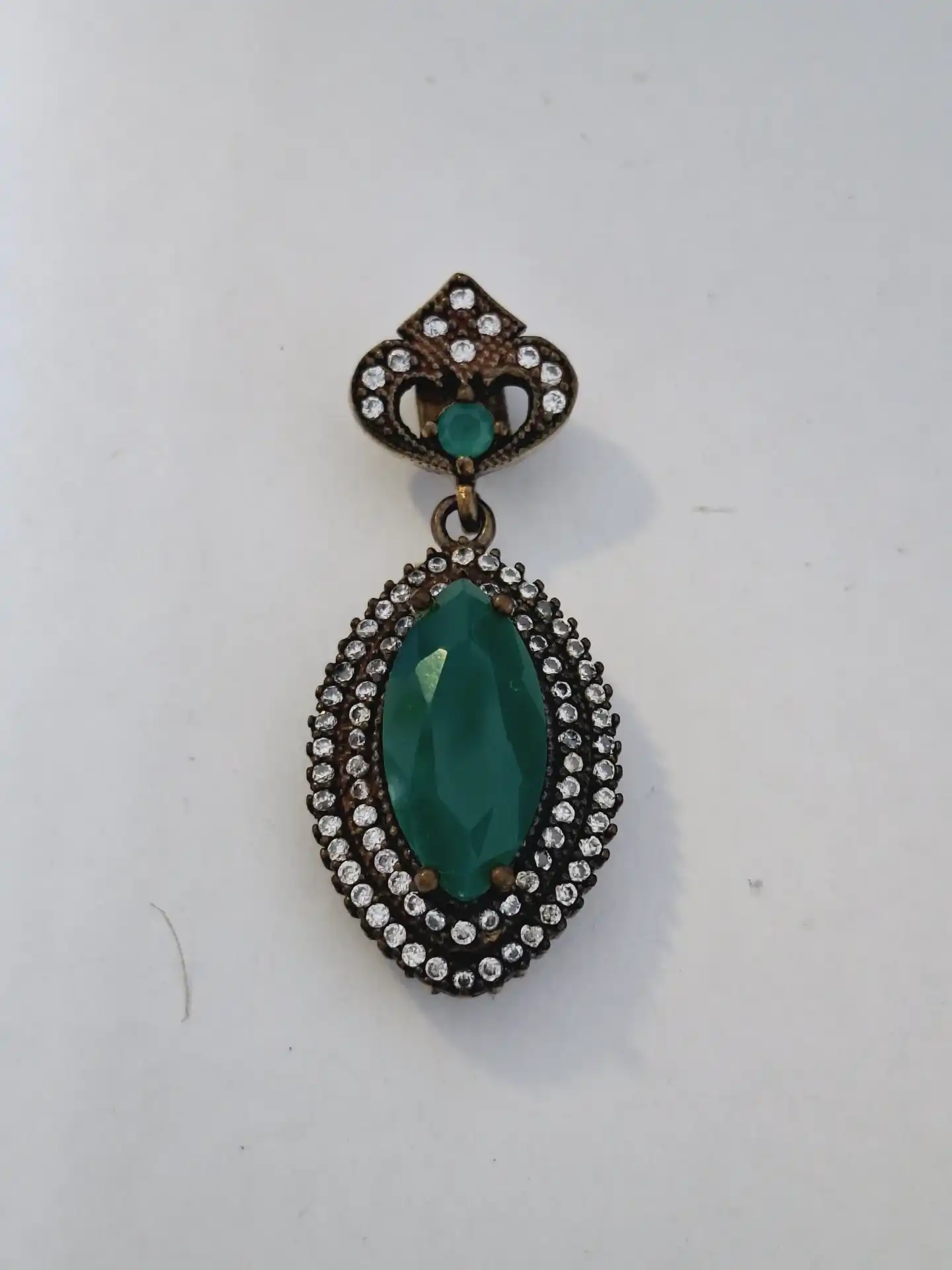 תליון כסף925 מושחר וינטג' משובץ באבני חן ממקסיקה