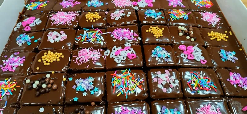 עוגת גן /בית ספר עם חלוקה