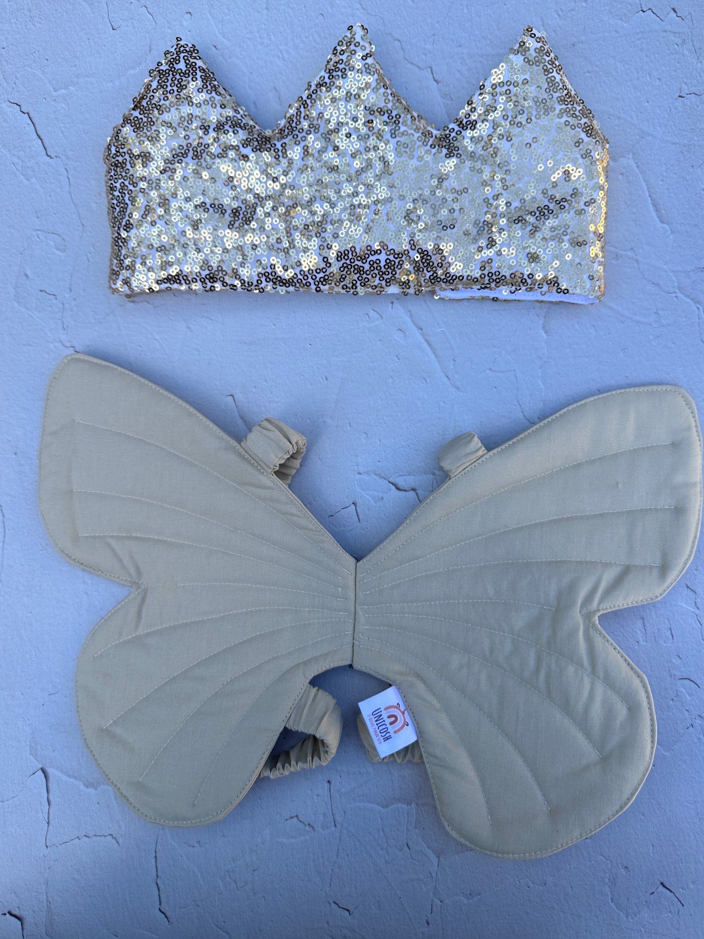 כנפי פיה / פיוֹן בז׳