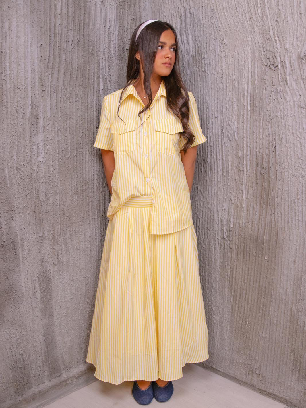 חליפת פסים בננה